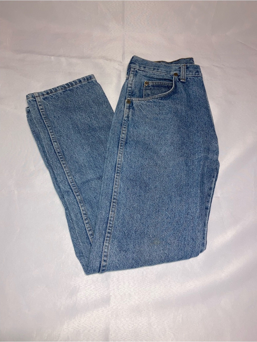 Vintage Wrangler Men's Straight Jeans - Medium Blue Denim